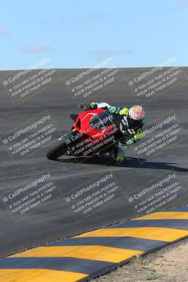 media/Mar-20-2023-Moto Forza (Mon) [[d0bbc59e78]]/1-A Group (Green)/Session 2 (Bowl)/